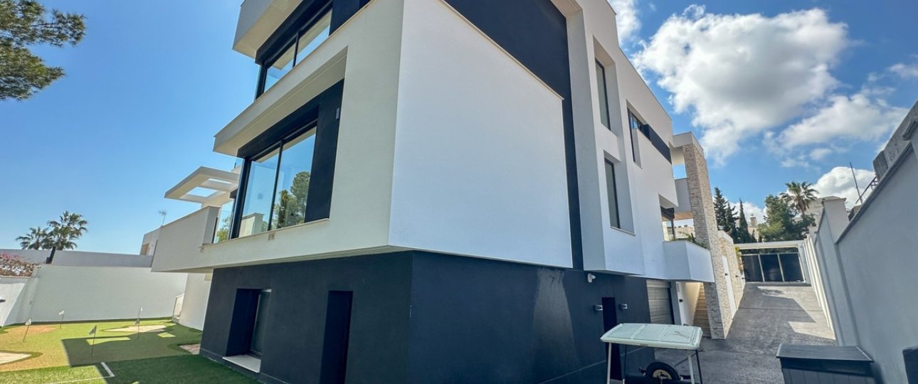 Resale - Villa - Orihuela - Villamartin