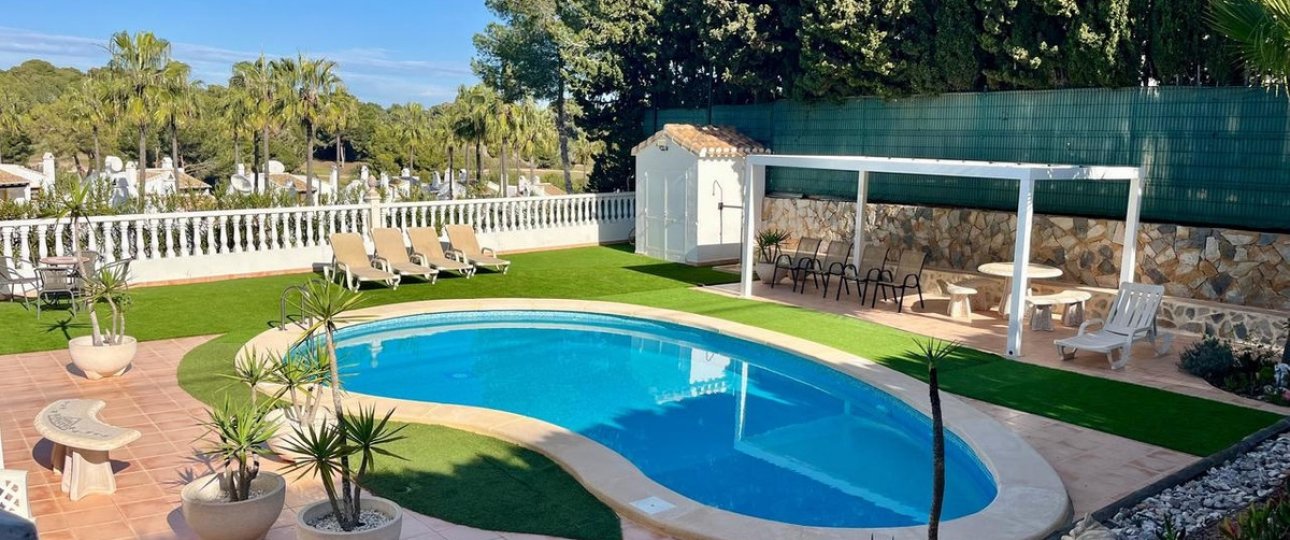 Resale - Villa - Orihuela - Villamartin