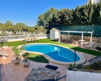 Resale - Villa - Orihuela - Villamartin