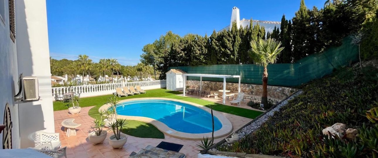 Resale - Villa - Orihuela - Villamartin