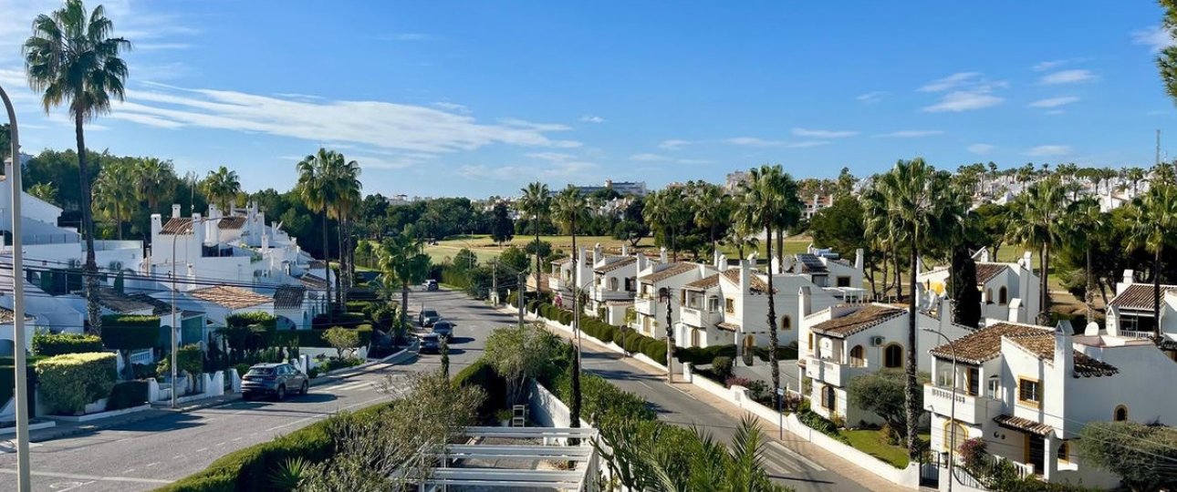 Resale - Villa - Orihuela - Villamartin