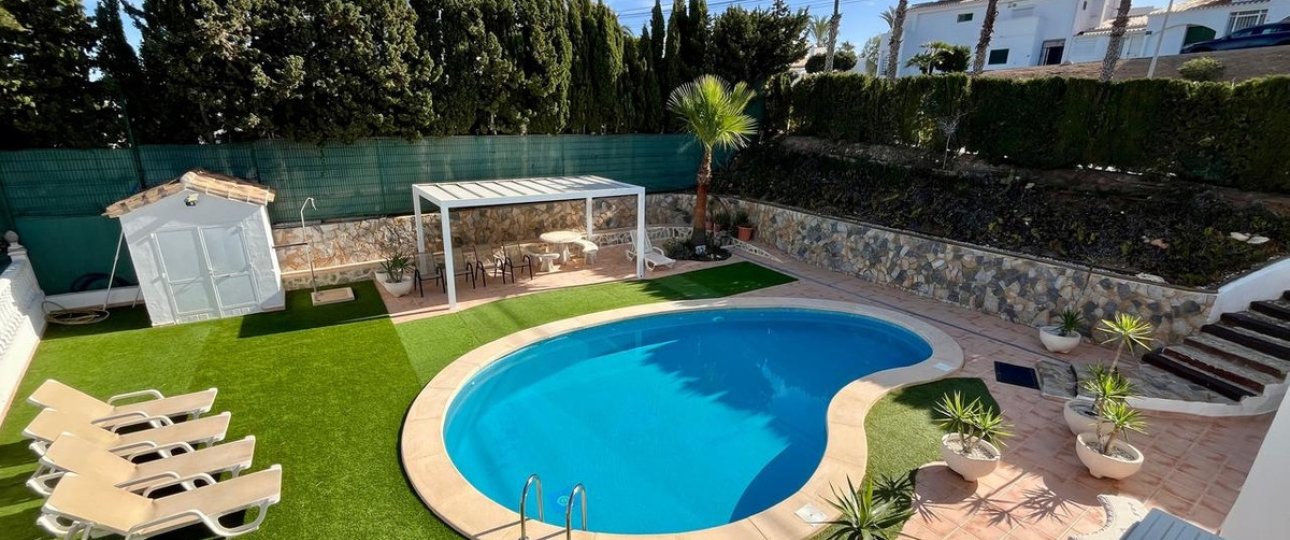 Resale - Villa - Orihuela - Villamartin