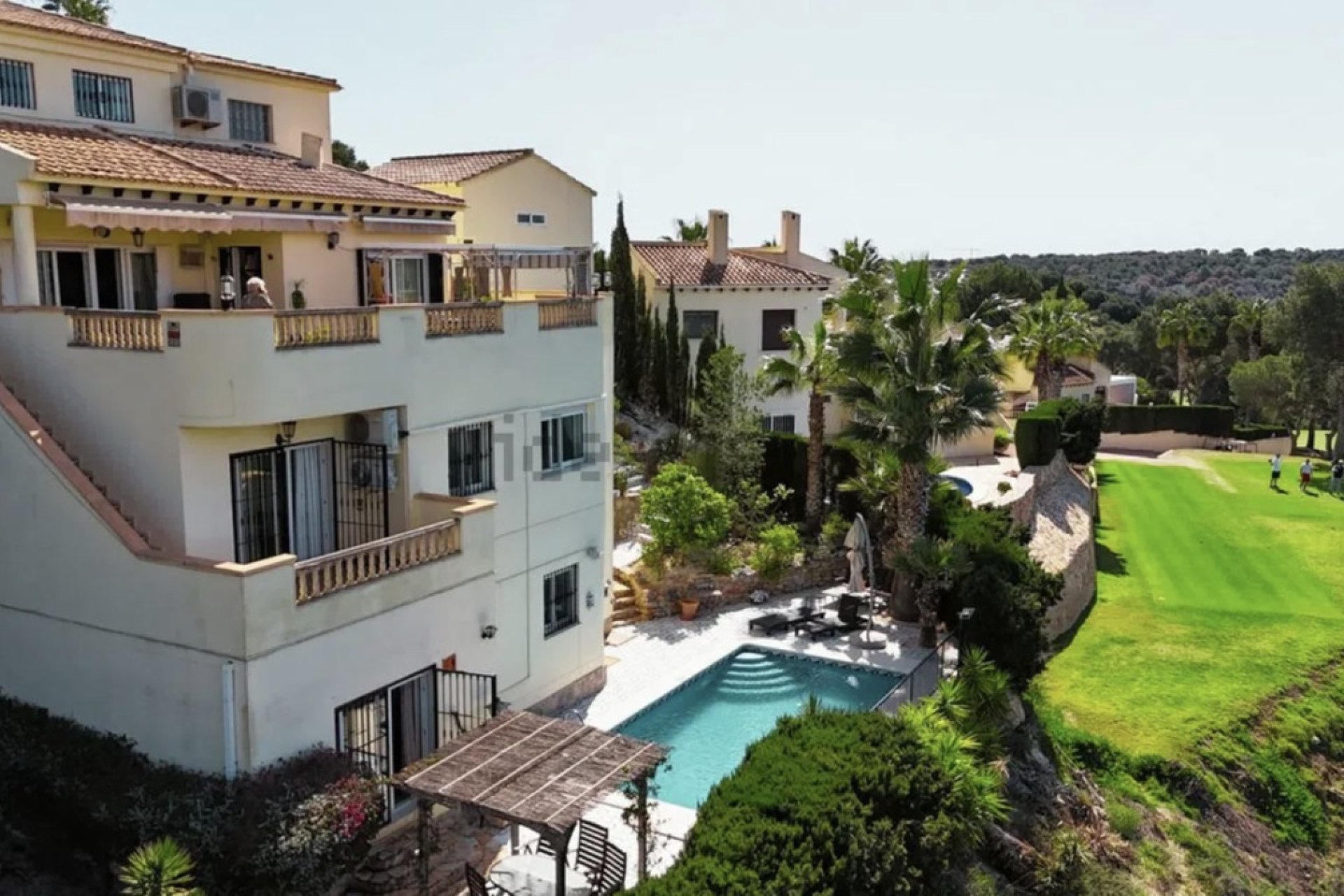 Resale - Villa - Orihuela - Villamartin