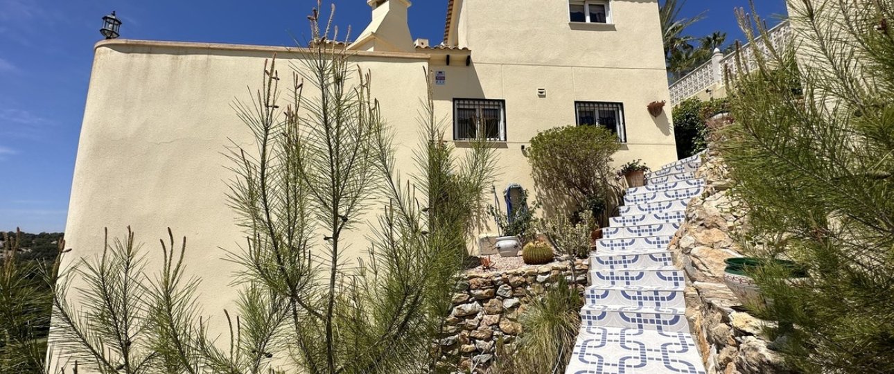 Resale - Villa - Orihuela - Villamartin