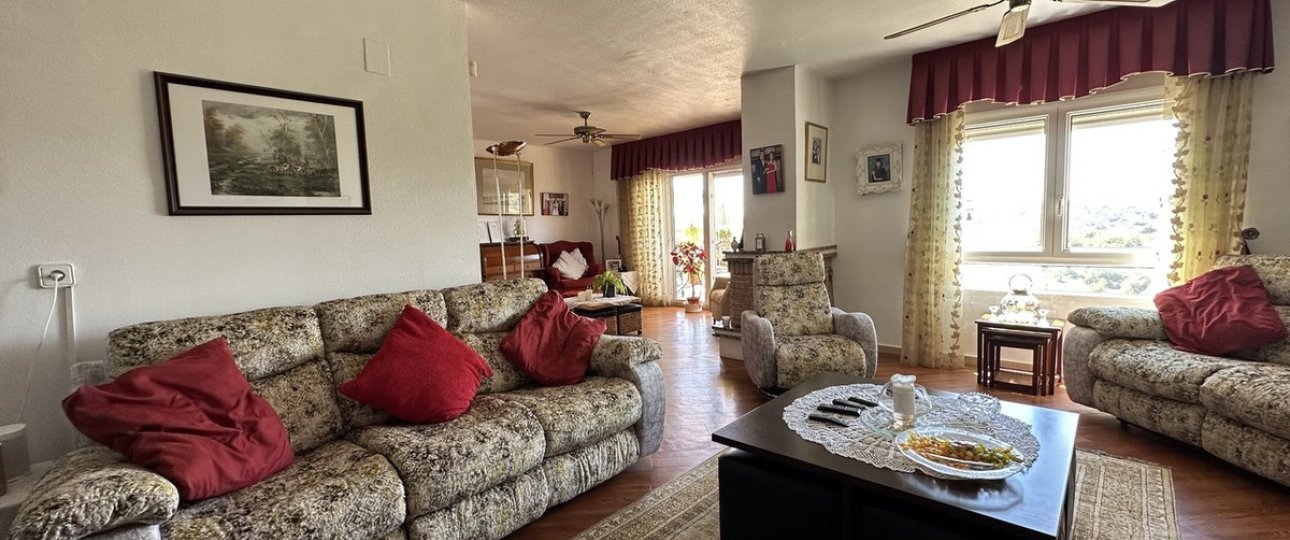 Resale - Villa - Orihuela - Villamartin