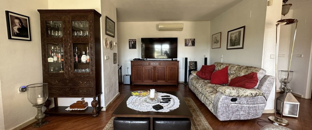 Resale - Villa - Orihuela - Villamartin