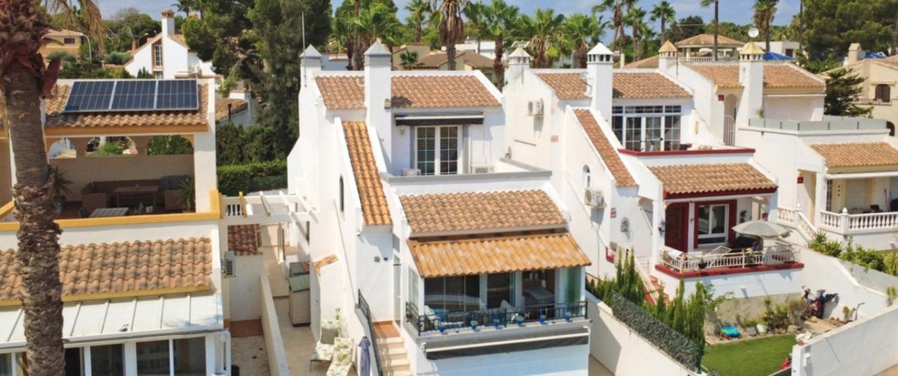 Resale - Villa - Orihuela - Villamartin