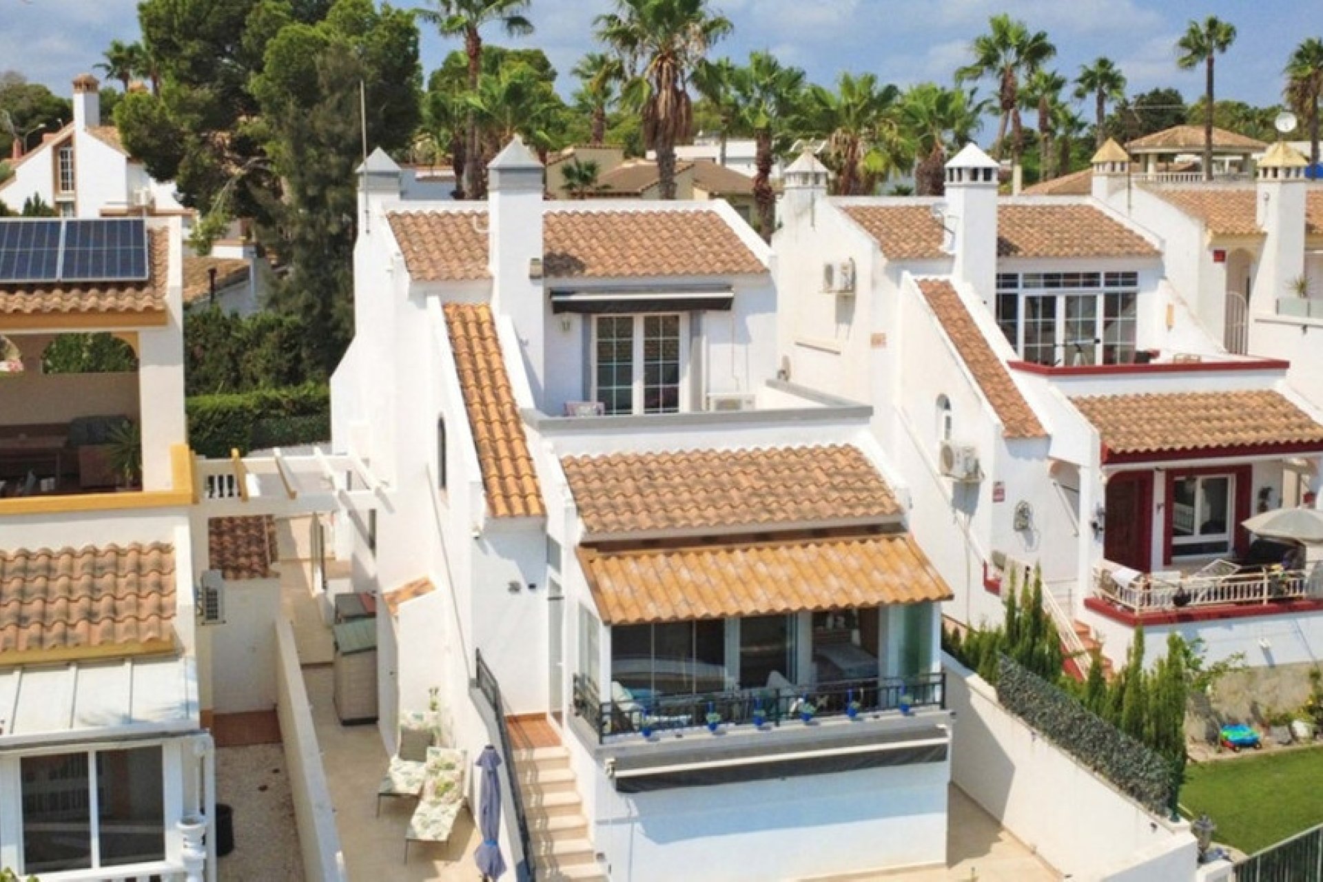 Resale - Villa - Orihuela - Villamartin