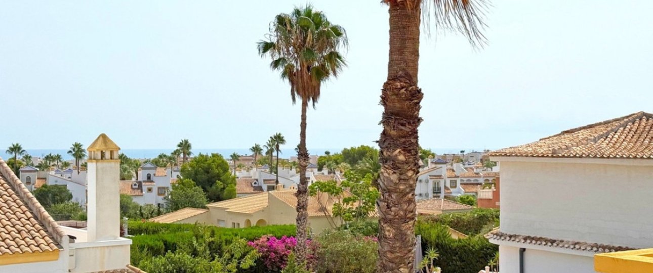Resale - Villa - Orihuela - Villamartin