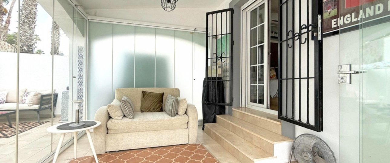 Resale - Villa - Orihuela - Villamartin