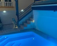 Resale - Villa - Orihuela - Villamartin
