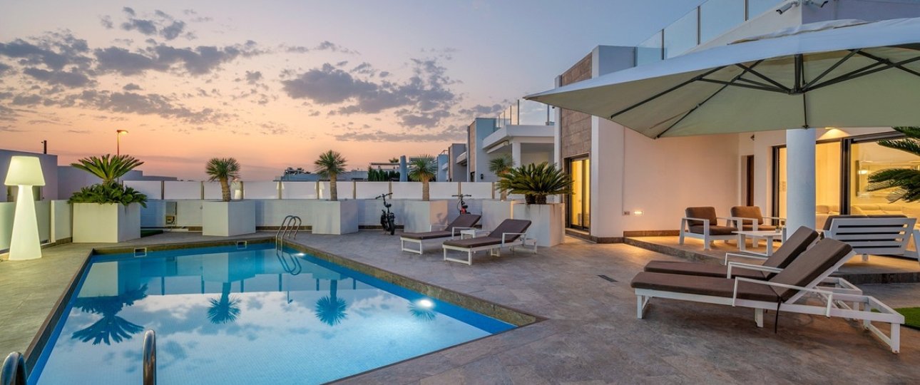 Resale - Villa - Orihuela - Villamartin