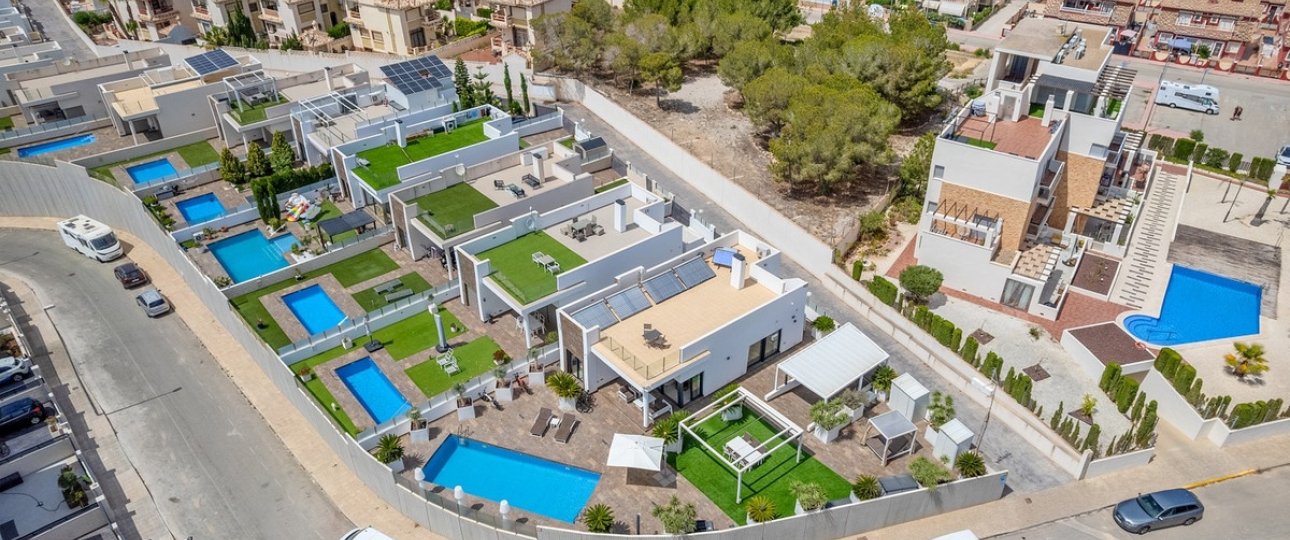 Resale - Villa - Orihuela - Villamartin