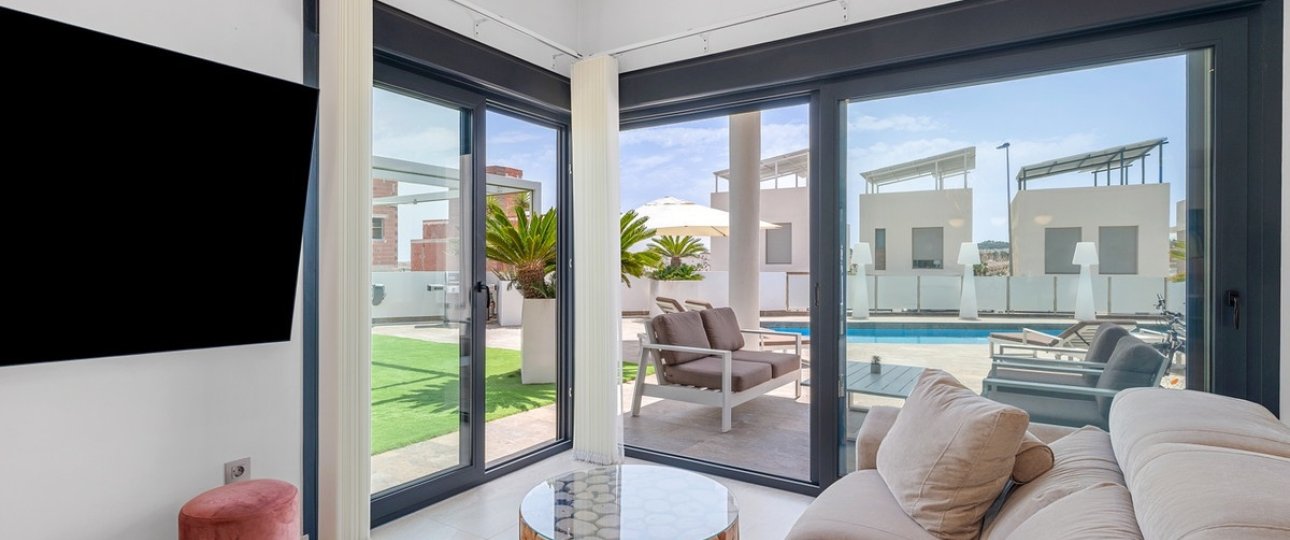 Resale - Villa - Orihuela - Villamartin