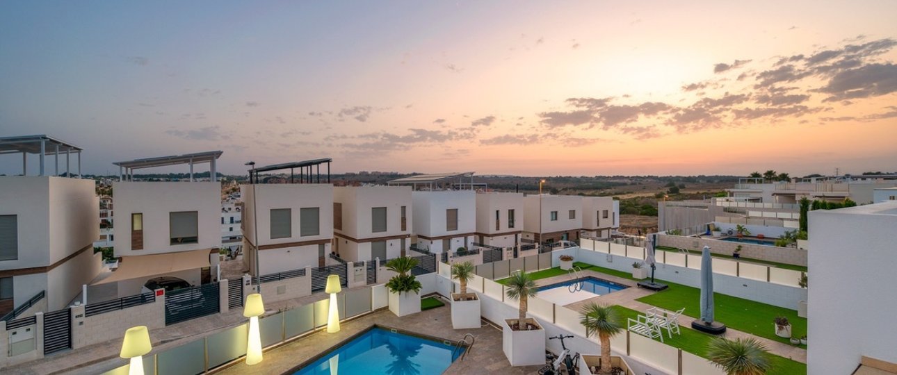 Resale - Villa - Orihuela - Villamartin