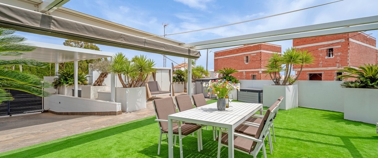 Resale - Villa - Orihuela - Villamartin