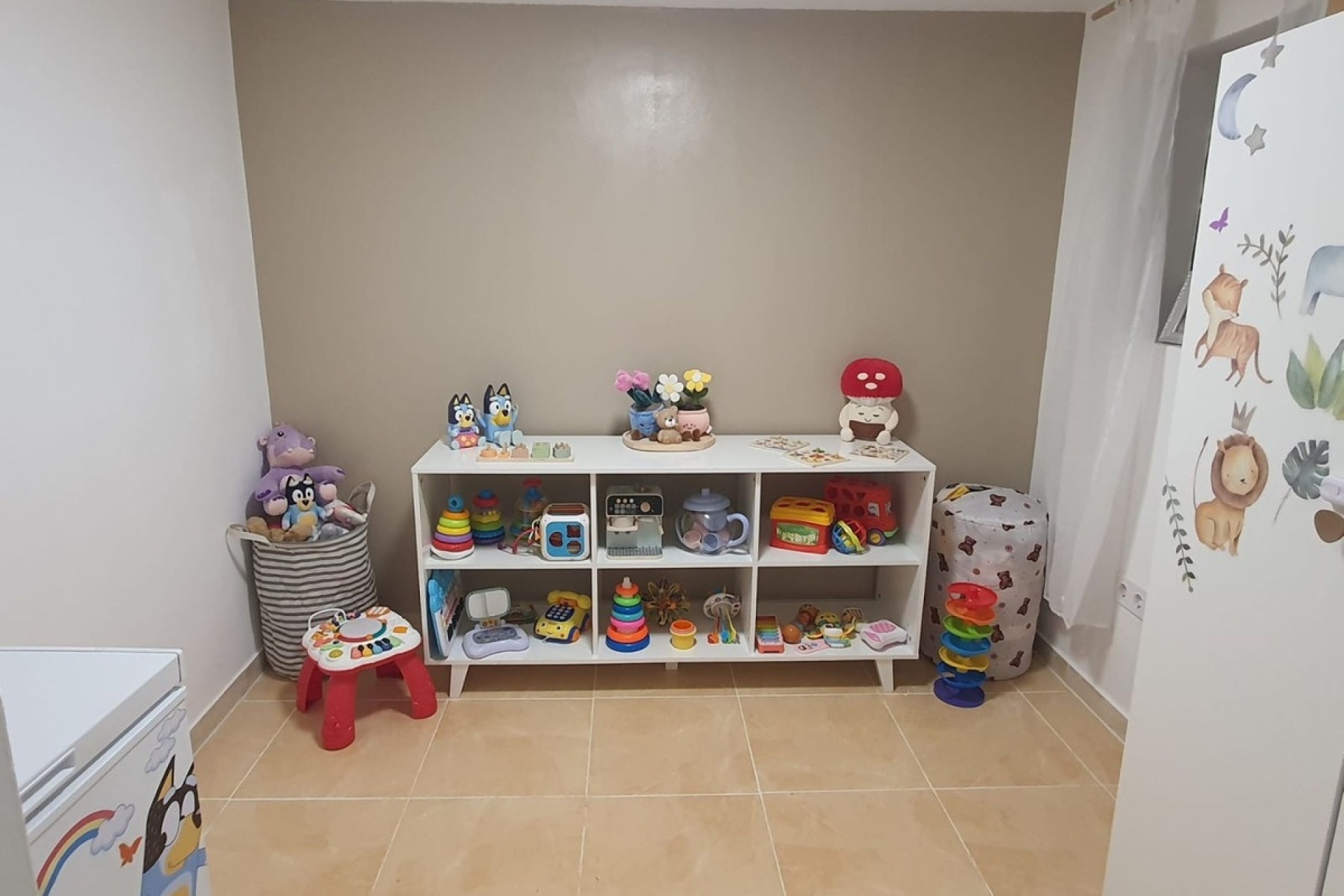 Resale - Villa - Orihuela - Villamartin