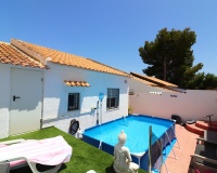 Resale - Villa - Orihuela - Villamartin