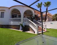 Resale - Villa - Orihuela - Villamartin