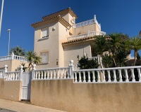 Resale - Villa - Orihuela - Villamartin