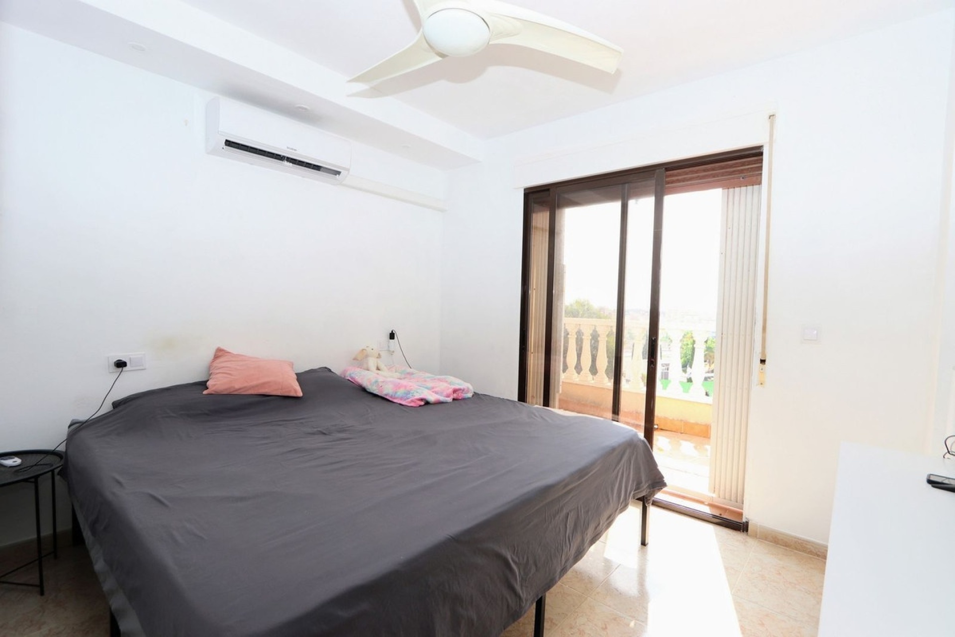 Resale - Villa - Orihuela - Villamartin