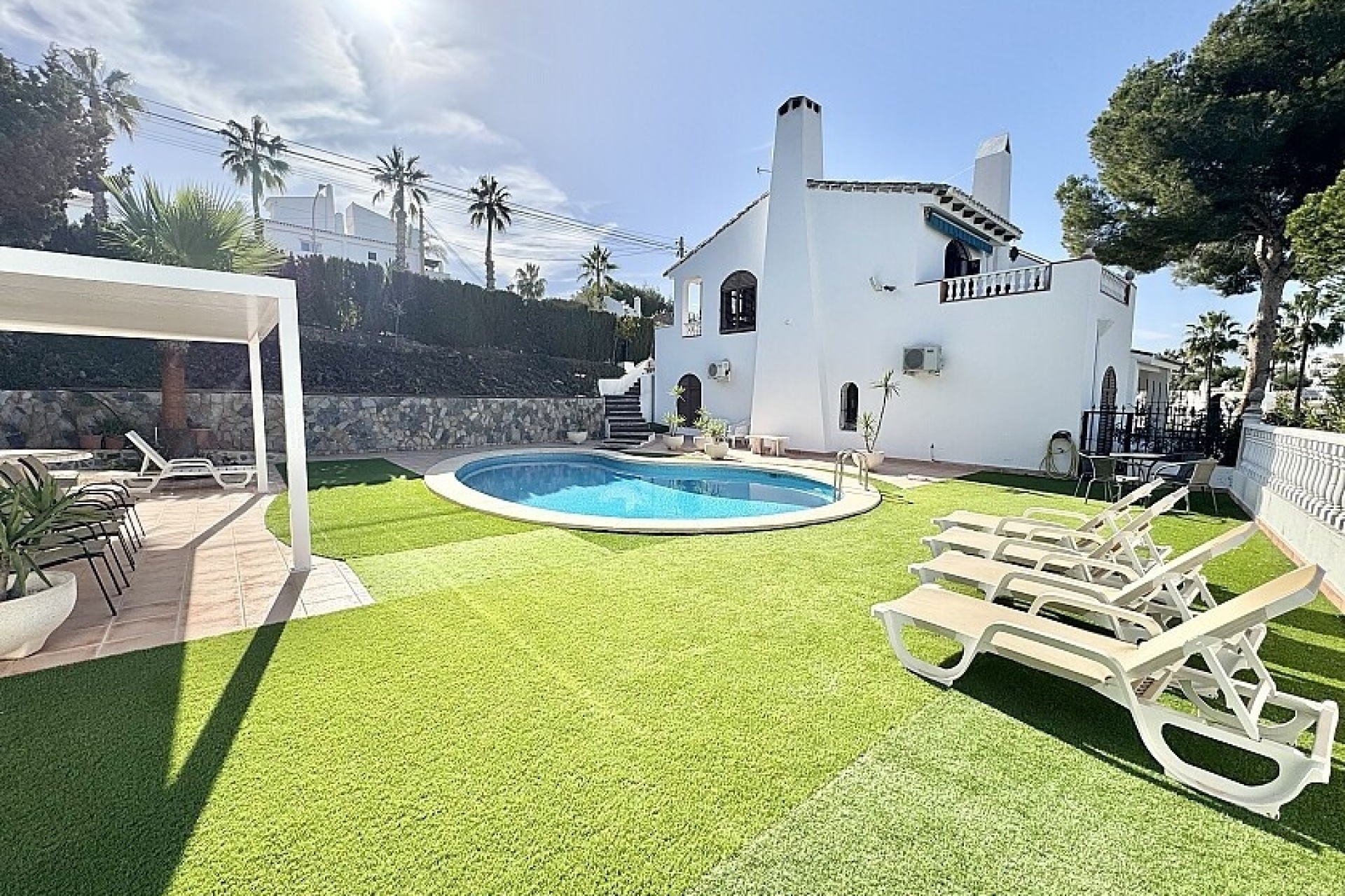 Resale - Villa - Orihuela - Villamartin