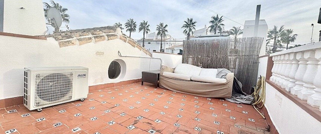 Resale - Villa - Orihuela - Villamartin