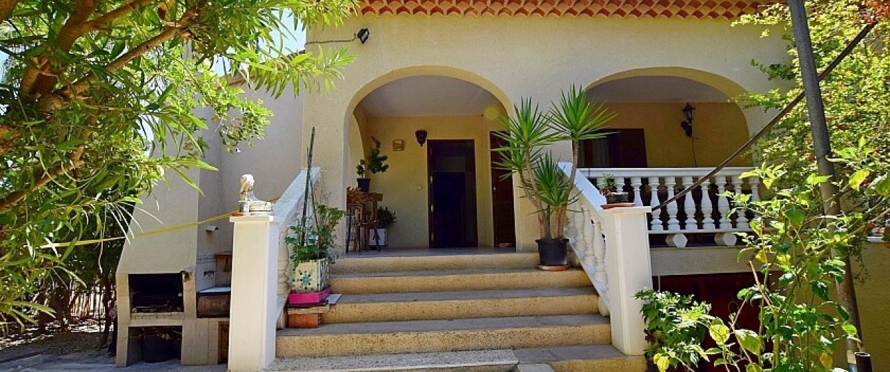 Resale - Villa - Orihuela - Villamartin