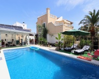 Resale - Villa - Orihuela - Villamartin