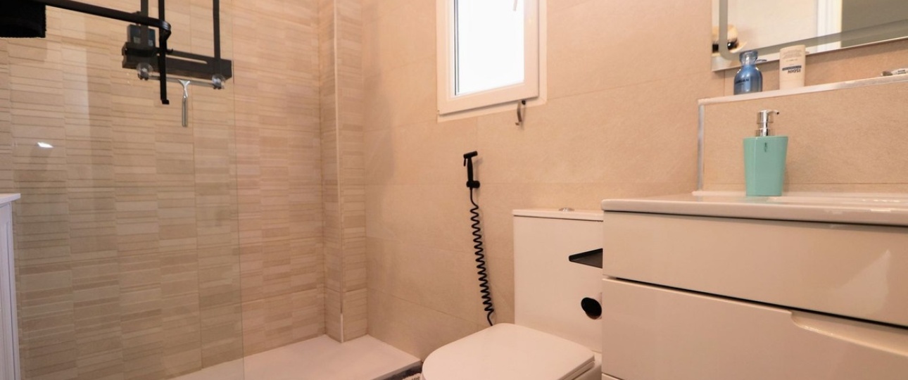 Resale - Villa - Orihuela - Villamartin