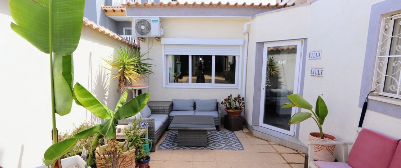 Resale - Villa - Orihuela - Villamartin