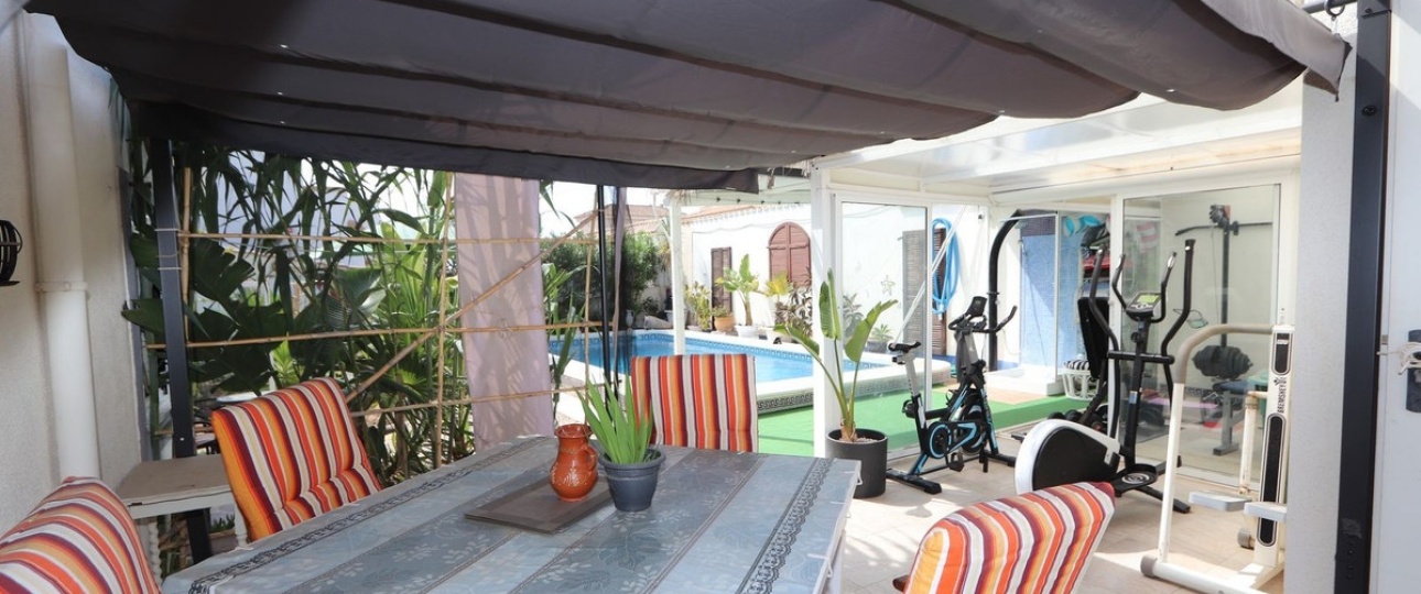 Resale - Villa - Orihuela - Villamartin