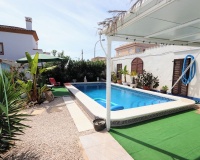Resale - Villa - Orihuela - Villamartin