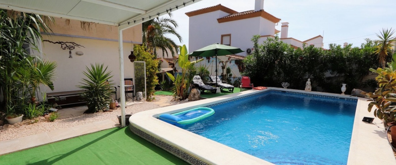 Resale - Villa - Orihuela - Villamartin