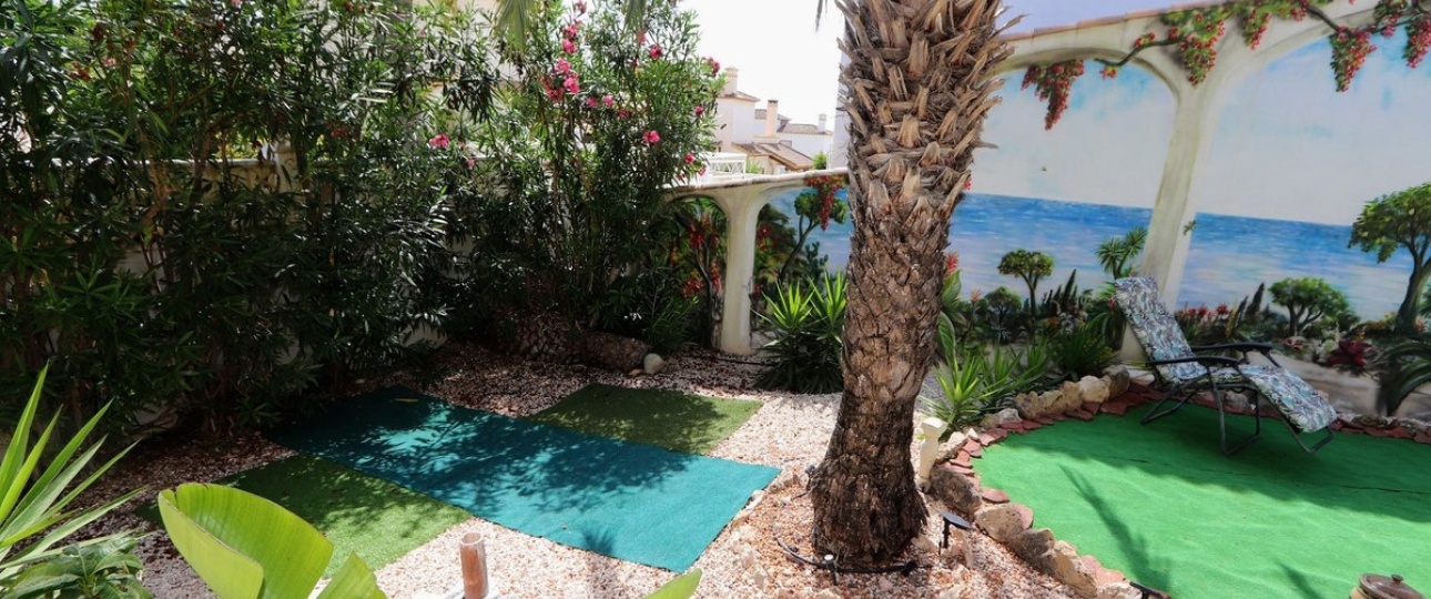 Resale - Villa - Orihuela - Villamartin