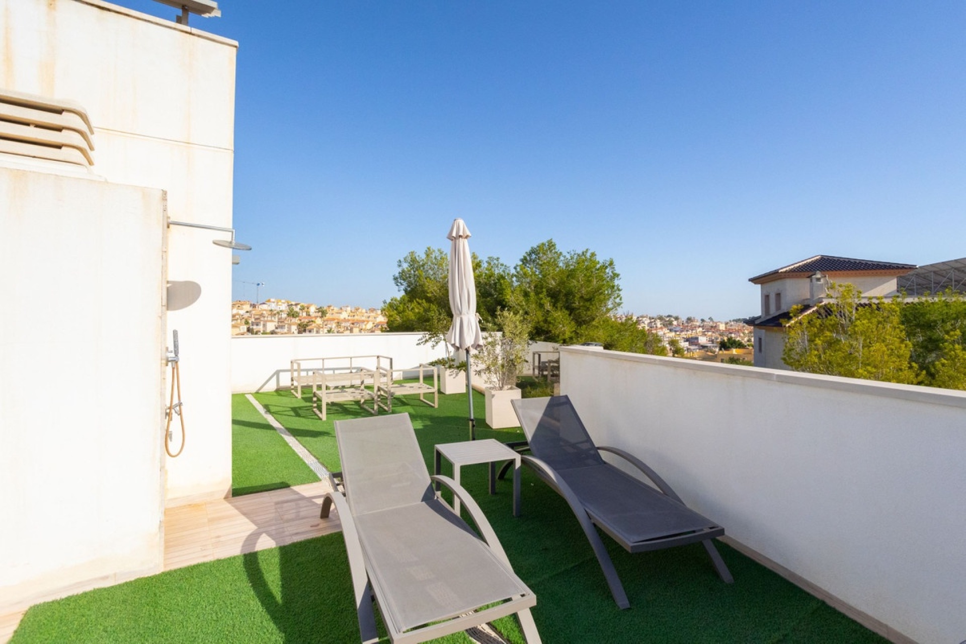 Resale - Villa - Orihuela - Villamartin