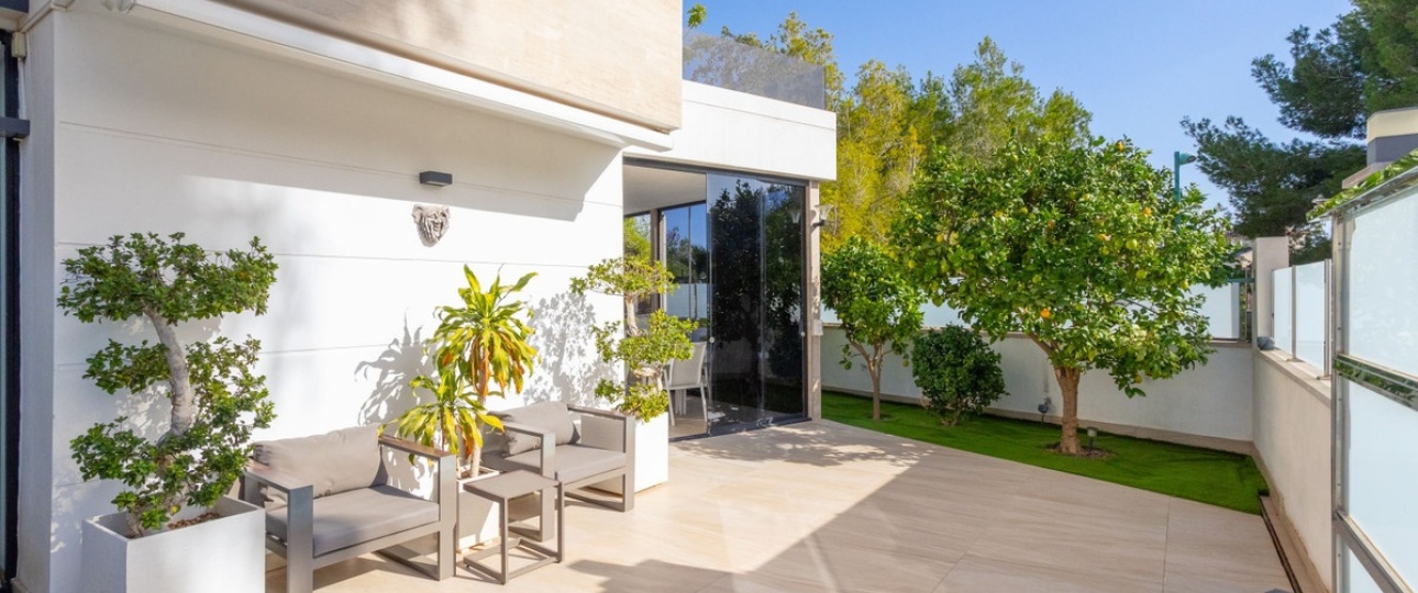 Resale - Villa - Orihuela - Villamartin