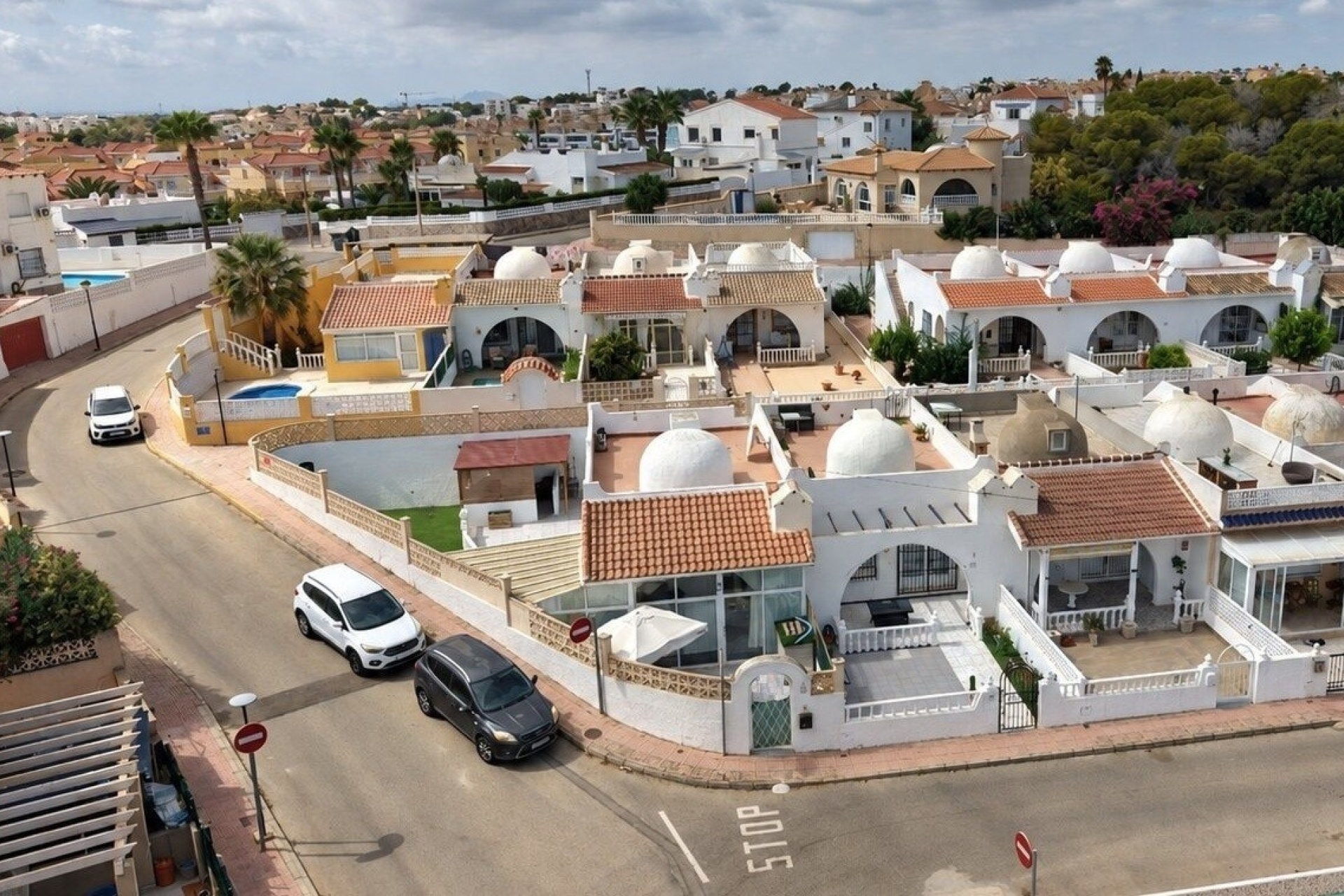 Resale - Villa - Orihuela - Villamartin