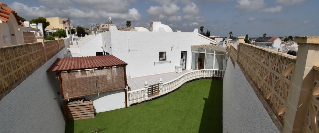 Resale - Villa - Orihuela - Villamartin
