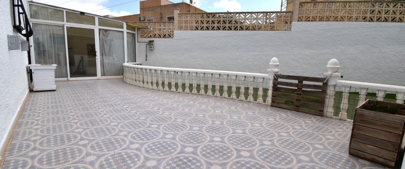 Resale - Villa - Orihuela - Villamartin