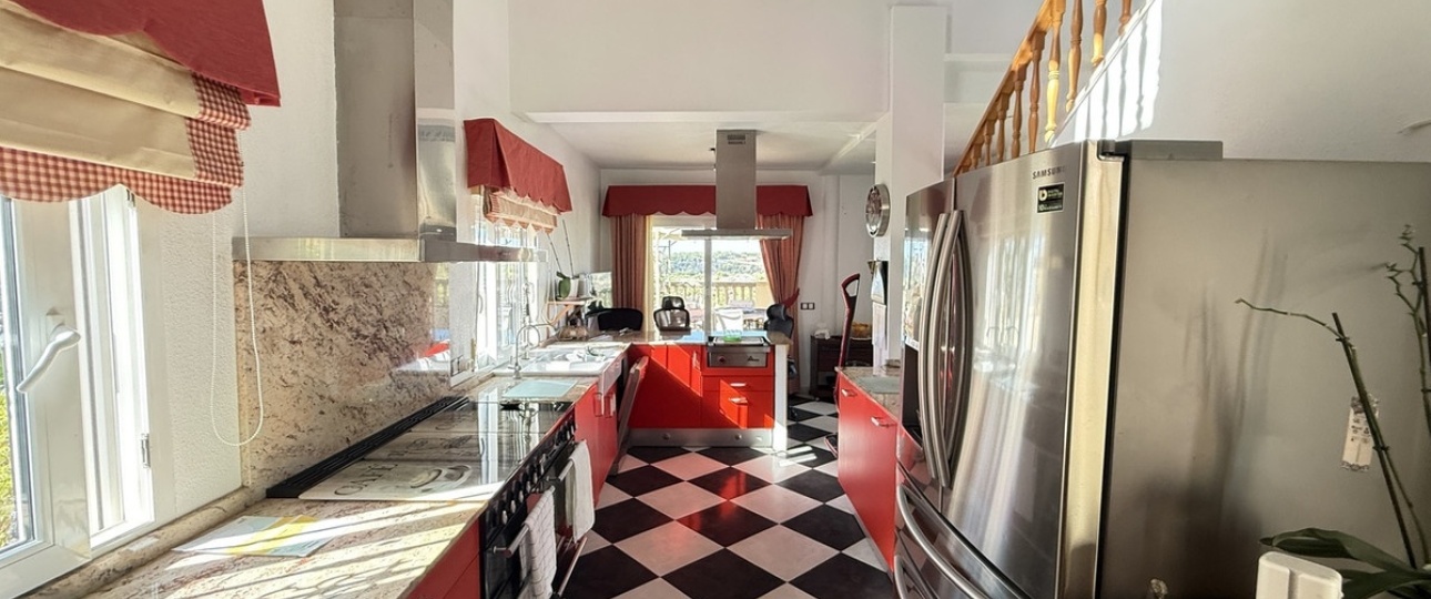 Resale - Villa - Orihuela - Villamartin