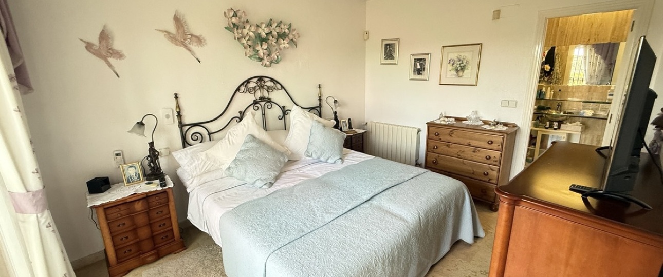 Resale - Villa - Orihuela - Villamartin