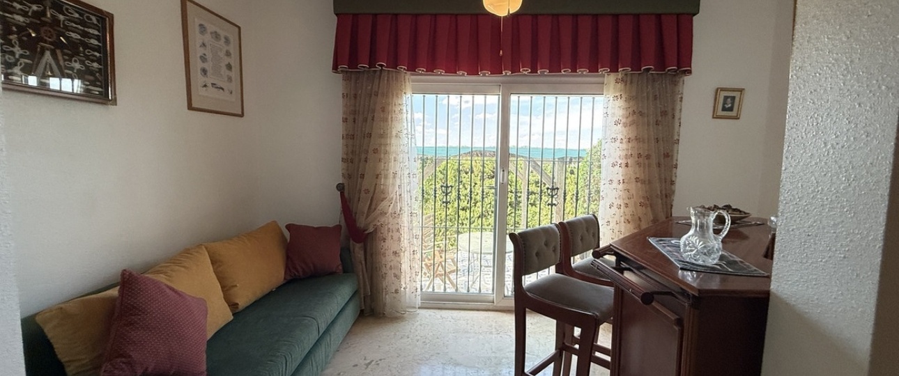 Resale - Villa - Orihuela - Villamartin