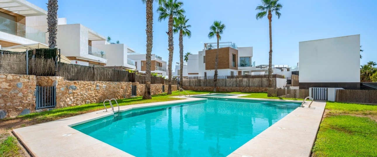 Resale - Villa - Orihuela - Villamartin