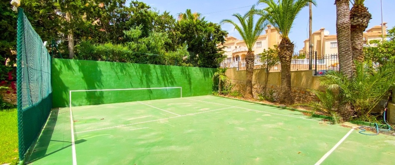 Resale - Villa - Orihuela - Villamartin