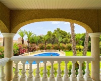 Resale - Villa - Orihuela - Villamartin