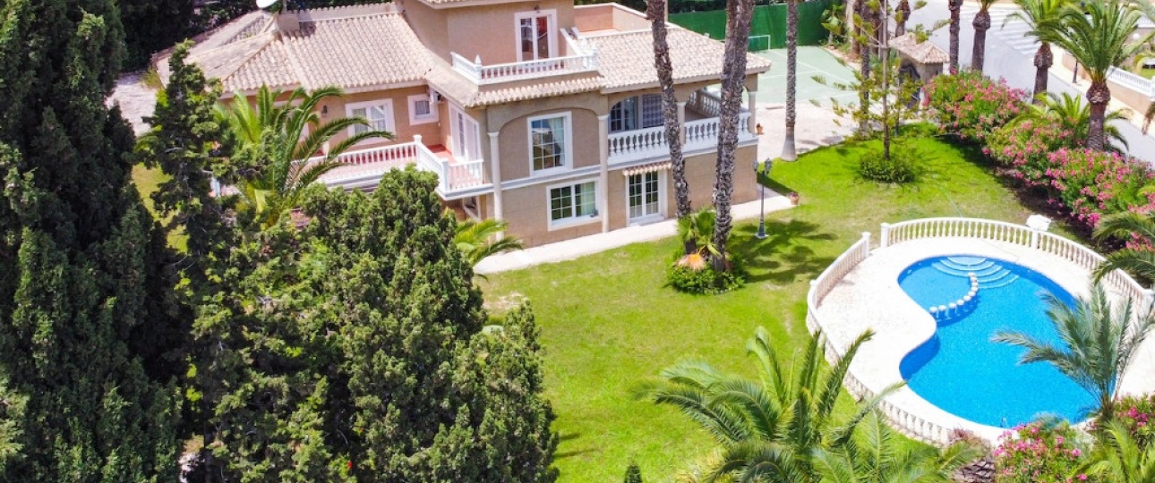 Resale - Villa - Orihuela - Villamartin