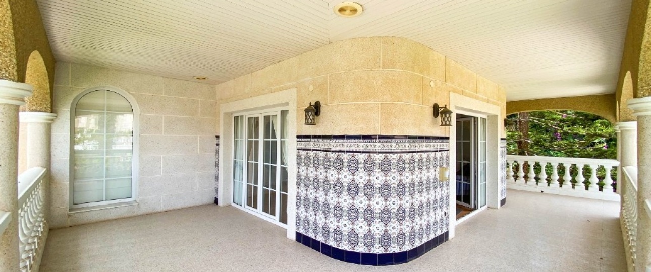 Resale - Villa - Orihuela - Villamartin