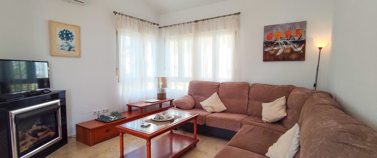 Resale - Villa - Orihuela - Villamartin