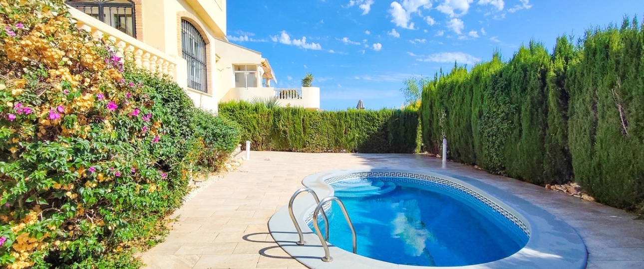 Resale - Villa - Orihuela - Villamartin
